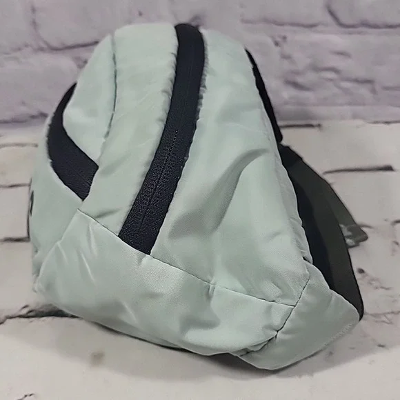 Adidas Originals Core Waist Fanny Pack Bag Mint Green Crossbody Legacy Concert - Picture 4 of 11